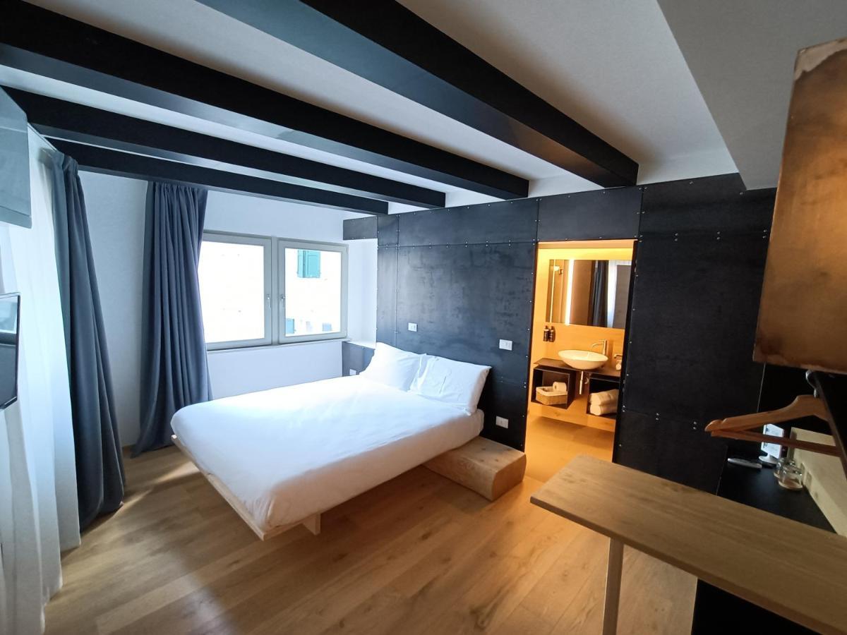 Le Meridiane City Rooms In トレント エクステリア 写真